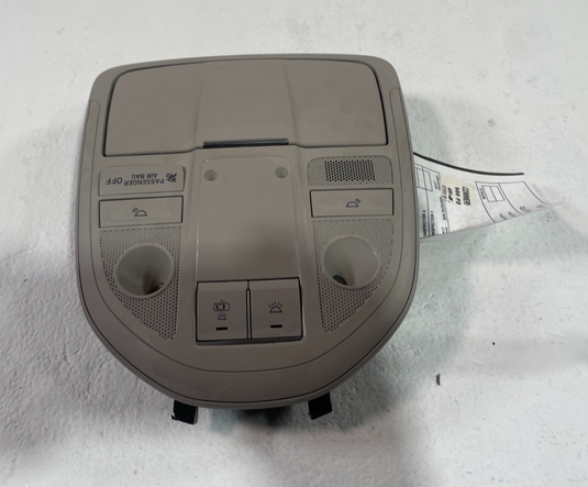 2019-2023 GENESIS G70 ROOF OVERHEAD CONSOLE DOME LIGHT LAMP W/ SWITCH