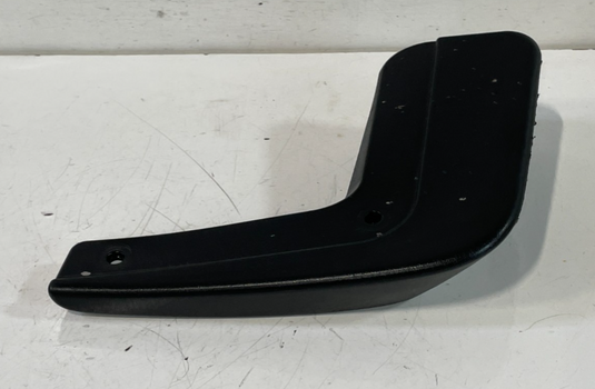 20-25 HYUNDAI PALISADE FRONT RIGHT PASSENGER SIDE MUD SPLASH FLAP GUARD