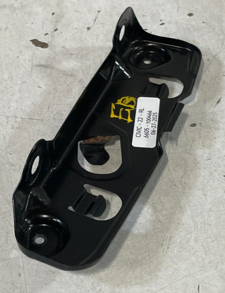Load image into Gallery viewer, 2022 - 2025 HONDA CIVIC REAR LEFT DRIVER SIDE BUMPER SUPPORT BRACKET # 100466
