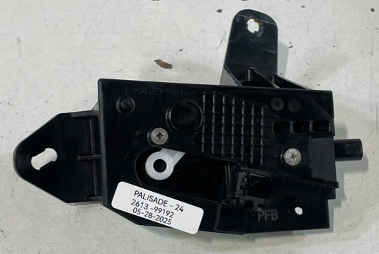 2020-2022 HYUNDAI PALISADE FUEL GAS TANK DOOR LATCH LOCK ACTUATOR MODULE