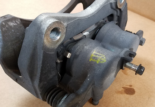 ⭐⭐ 2014-2024 INFINITI Q50 Q60 FRONT RIGHT SIDE BRAKE CALIPER W/O BRAKE PADS ⭐⭐