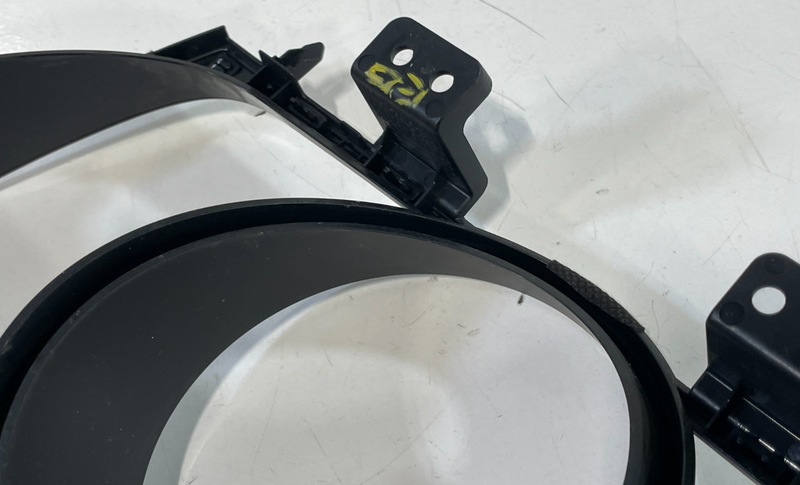 Load image into Gallery viewer, 2021-2023 HYUNDAI ELANTRA INSTRUMENT CLUSTER SPEEDOMETER COVER BEZEL # 101813
