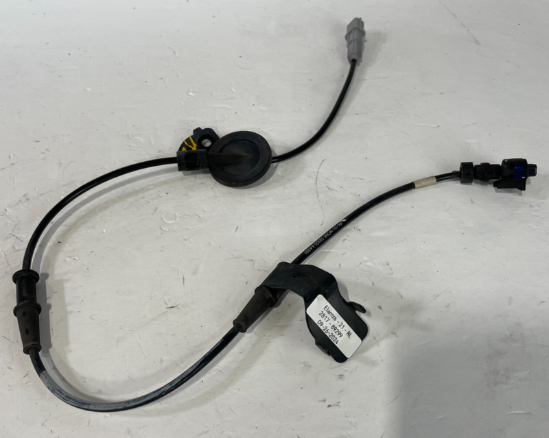 Load image into Gallery viewer, 2021 - 2025 HYUNDAI ELANTRA REAR LEFT DRIVER SIDE ABS WHEEL SPEED SENSOR # 89299
