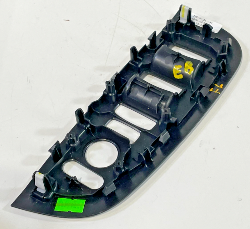 Load image into Gallery viewer, 23-25 HONDA HR-V FRONT LEFT DOOR WINDOW CONTROL SWITCH BEZEL TRIM COVER # 101629
