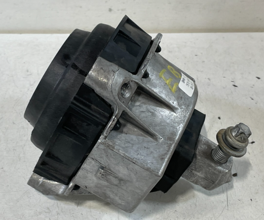 2019-2024 BMW 330i 430i FRONT RIGHT ENGINE MOTOR SUPPORT MOUNT BRACKET