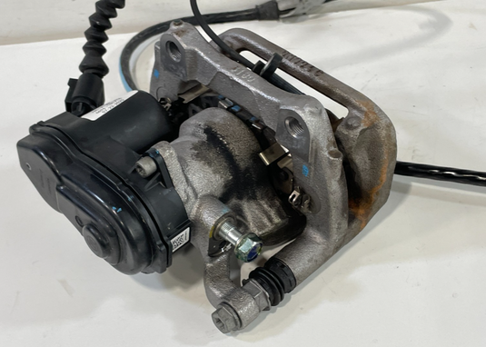 23-26 HONDA HR-V REAR LEFT DRIVER SIDE DISC BRAKE CALIPER W/ ABS SENSOR