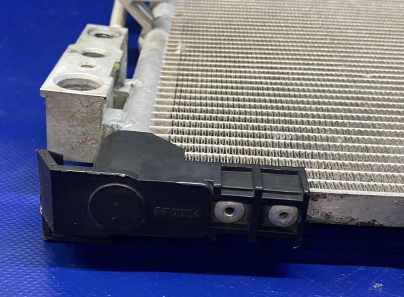 Load image into Gallery viewer, 16 - 19 INFINITI Q50 Q60 A/C AC AIR CONDITIONING CONDENSER ASSEMBLY 2.0L # 78193
