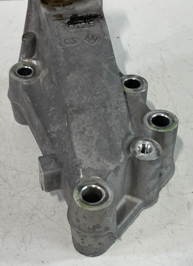 Load image into Gallery viewer, 2014 - 2020 ACURA MDX REAR ENGINE MOTOR MOUNT SUPPORT BRACKET 3.5L # 103896
