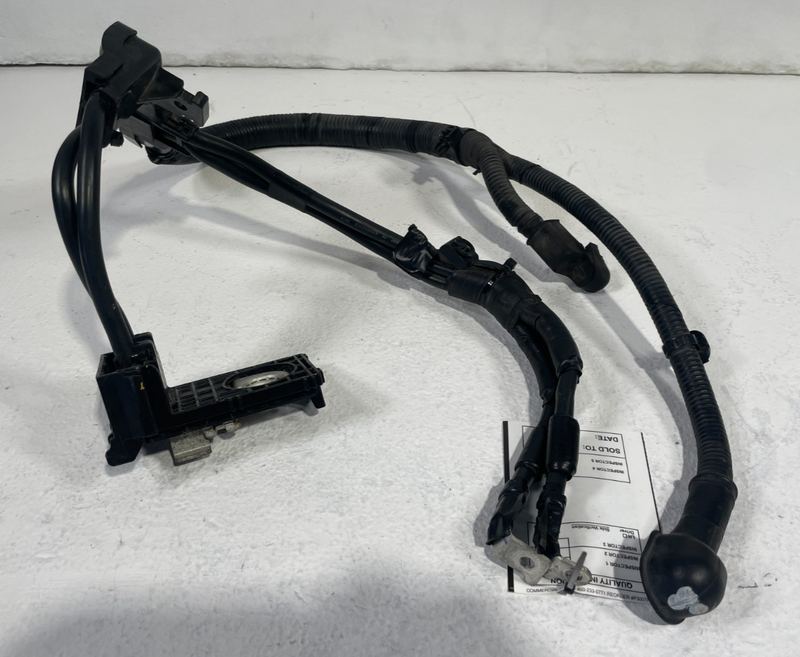 Load image into Gallery viewer, 2021 - 2023 HYUNDAI ELANTRA POSITIVE BATTERY CABLE WIRE WIRING HARNESS # 105387
