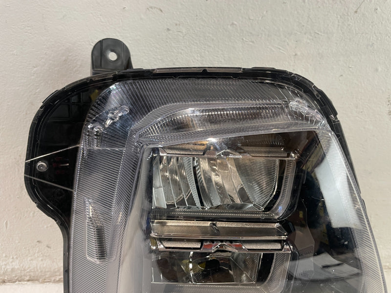 Load image into Gallery viewer, 2022-2024 HYUNDAI TUCSON FRONT RIGHT SIDE LED HEADLIGHT HEADLAMP # IG19-HDU1111
