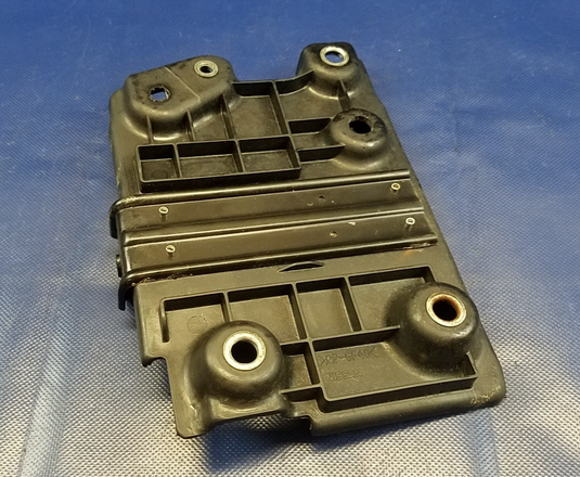 2014-2024 INFINITI Q50 17-22 Q60 FRONT BATTERY TRAY MOUNT SUPPORT HOLDER