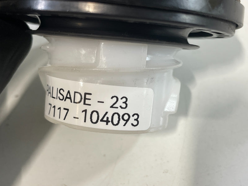 Load image into Gallery viewer, 04-25 HYUNDAI PALISADE ELANTRA GENESIS G70 REAR FUEL GAS TANK FILLER CAP #104093
