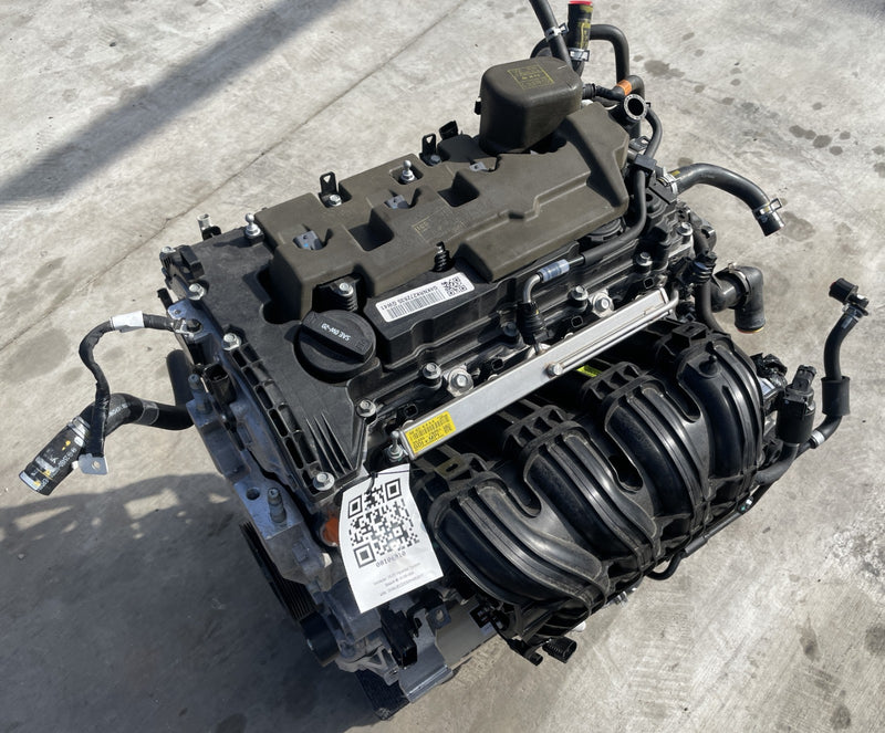 Load image into Gallery viewer, 2025 HYUNDAI TUCSON AWD AUTOMATIC ENGINE ASSEMBLY 7K MILEAGE 2.5L # 106010
