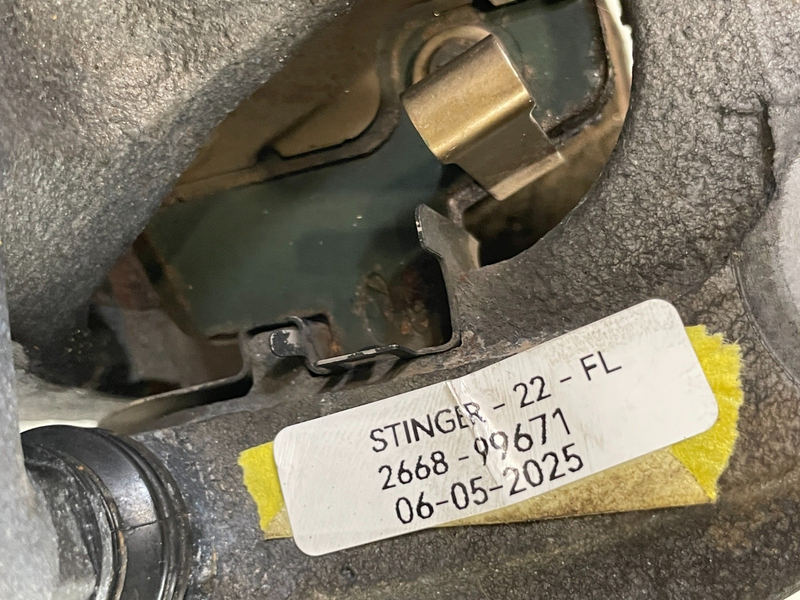 Load image into Gallery viewer, 2022-2023 KIA STINGER AWD FRONT LEFT DRIVER SIDE BRAKE CALIPER ASSEMBLY # 99671
