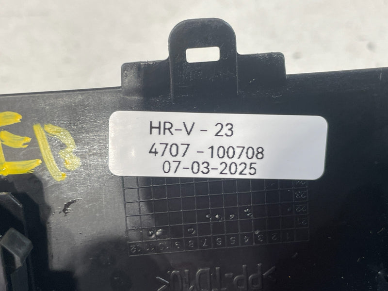 Load image into Gallery viewer, 2023-2025 HONDA HR-V CENTER CONSOLE ARMREST LID COVER LATCH LOCK BLACK # 100708

