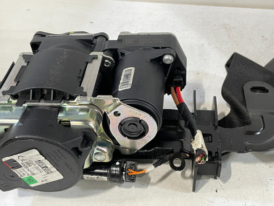 2019-2024 BMW 330i 330e FRONT RIGHT PASSENGER SIDE SEAT BELT RETRACTOR