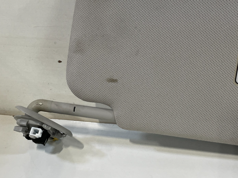 Load image into Gallery viewer, 2020-2023 HYUNDAI PALISADE FRONT LEFT DRIVER SIDE SUNVISOR SUN VISOR GRAY 101278
