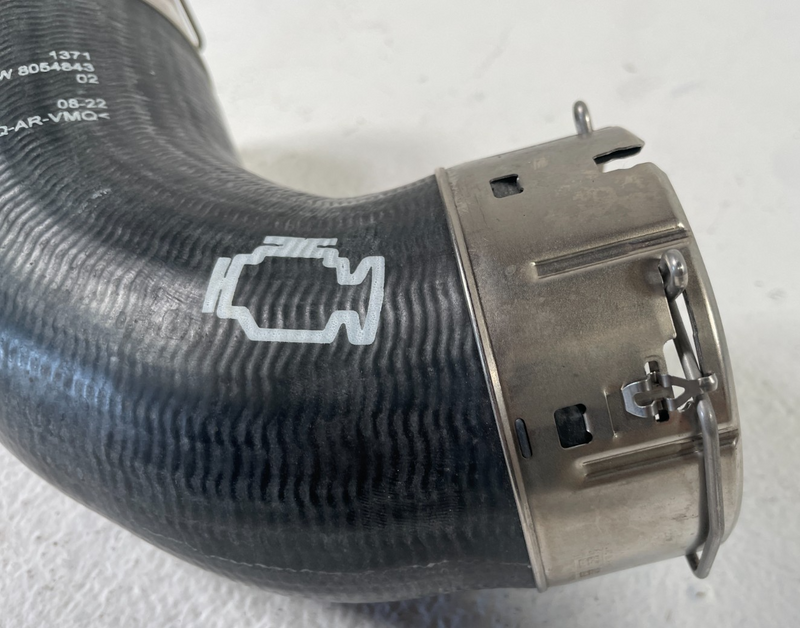 Load image into Gallery viewer, 20-25 BMW G82 M4 M3 M2 X4 X3 CHARGE AIR INDUCTION HOSE PIPE LINE 3.0L # 105646
