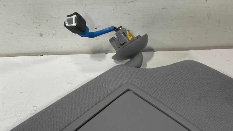 Load image into Gallery viewer, 17-20 ACURA MDX FRONT RIGHT PASSENGER SIDE INTERIOR SUNVISOR SUN VISOR # 103881

