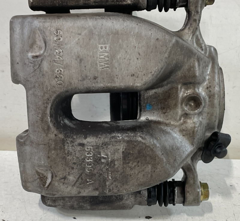 Load image into Gallery viewer, 2019 - 2024 BMW 330i 330e FRONT RIGHT PASSENGER SIDE DISC BRAKE CALLIPER # 98461

