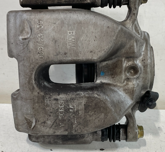 2019 - 2024 BMW 330i 330e FRONT RIGHT PASSENGER SIDE DISC BRAKE CALLIPER