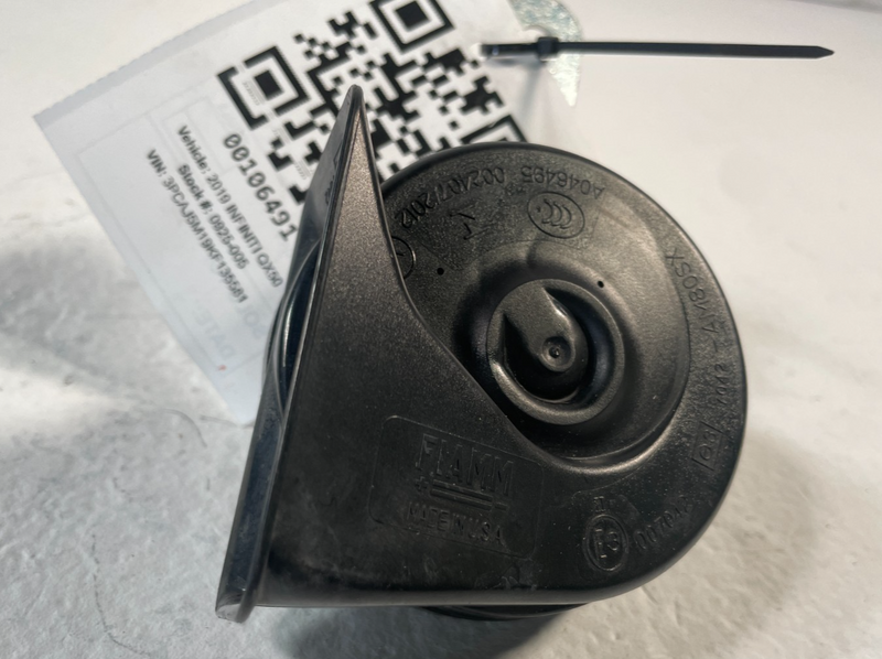 Load image into Gallery viewer, 2019 - 2021 INFINITI QX50 LOW PITCH HORN SIGNAL ALARM 25620-5NA0A # 106491
