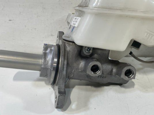 2021-2025 HYUNDAI SANTA FE BRAKE BOOSTER MASTER CYLINDER RESERVOIR 2.5L
