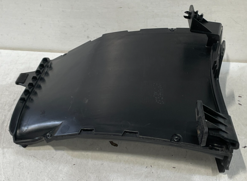 Load image into Gallery viewer, 2018 - 2023 KIA STINGER FRONT LEFT DRIVER FENDER AIR DUCT VENT BREATHER # 99583
