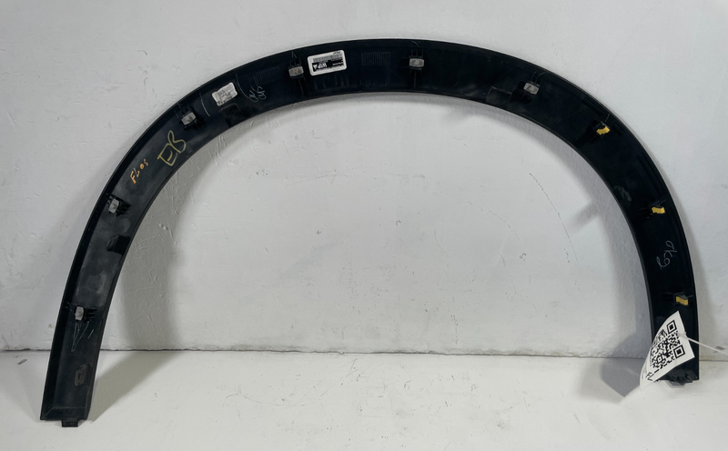 Load image into Gallery viewer, 2023-2025 HONDA HR-V FRONT LEFT DRIVER SIDE FENDER WHEEL ARCH FLARE # 105472
