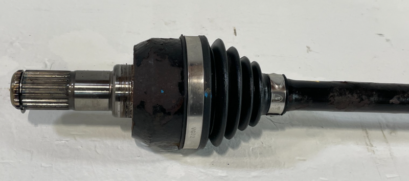 Load image into Gallery viewer, 2019-2020 HYUNDAI SANTA FE AWD REAR LEFT SIDE AXLE SHAFT HALFSHAFT # 102951
