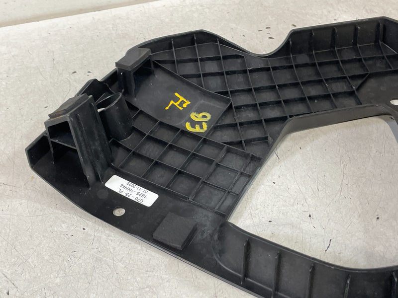 Load image into Gallery viewer, 2019-2023 GENESIS G70 FRONT LEFT ENGINE COMPARTMENT COWL VENT COVER PANEL 100946
