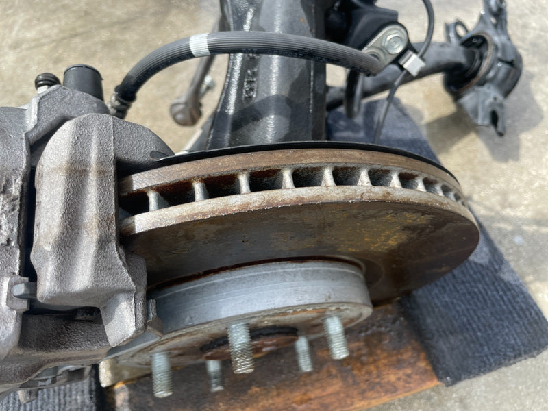 Load image into Gallery viewer, 2023-2025 ACURA INTEGRA FRONT LEFT SIDE SUSPENSION KNEE ASSEMBLY 1.5L # 106756
