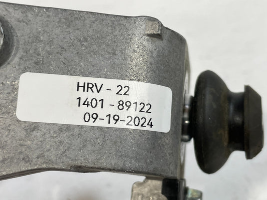 16-22 HONDA HR-V FRONT LEFT DRIVER SIDE AIR CLEANER STAY MOUNT BRACKET