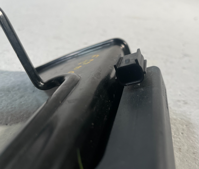 Load image into Gallery viewer, 14-25 ACURA INTEGRA FRONT RIGHT KEY LESS ENTRY ANTENNA RECEIVER MODULE # 106691
