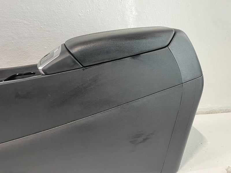 Load image into Gallery viewer, 22-24 HYUNDAI TUCSON SEL CENTER CONSOLE STORAGE COMPARTMENT ASSEMBLY # 103285
