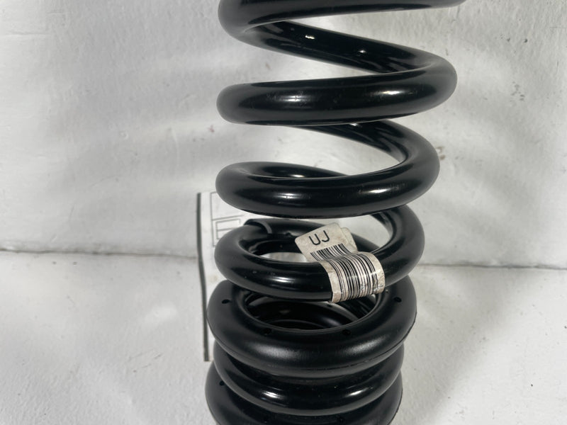 Load image into Gallery viewer, 2021-2025 BMW G82 M4 REAR LEFT OR RIGHT SIDE SUSPENSION COIL SPRING # 105673
