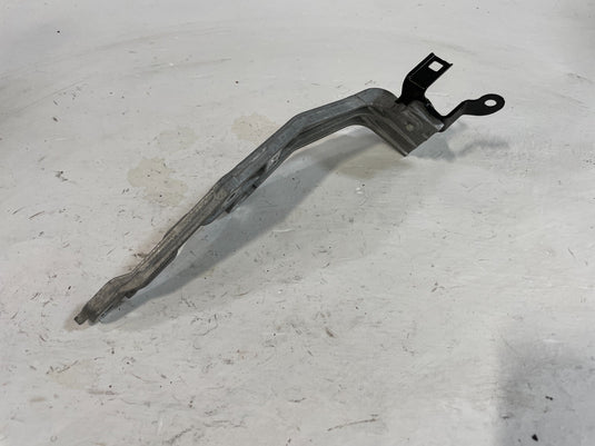 16-22 HONDA HR-V FRONT LEFT DRIVER SIDE AIR CLEANER STAY MOUNT BRACKET