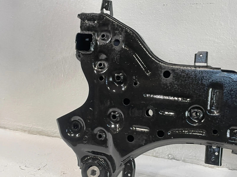 Load image into Gallery viewer, 20-25 HYUNDAI PALISADE FWD FRONT SUSPENSION SUBFRAME CROSSMEMBER CRADLE # 103651
