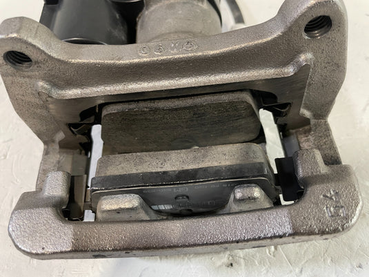 2020 - 2025 CADILLAC CT5 REAR LEFT DRIVER SIDE DISC BRAKE CALIPER # 104993