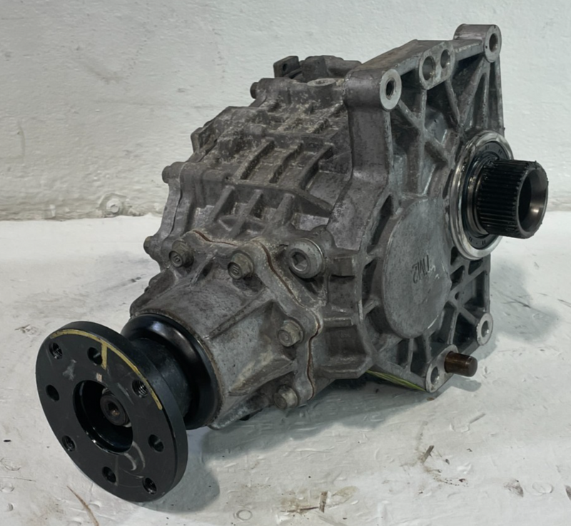 Load image into Gallery viewer, 20 - 24 HYUNDAI PALISADE 3.8L AWD AUTO TRANSMISSION TRANSFER CASE ASSY # 103118
