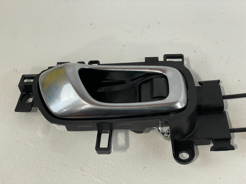 Load image into Gallery viewer, ⭐⭐ 2022-2024 HONDA CIVIC REAR RIGHT PASSENGER SIDE INTERIOR DOOR HANDLE ⭐⭐
