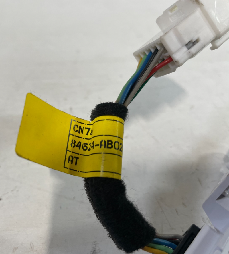 Load image into Gallery viewer, HYUNDAI ELANTRA SE TRANSMISSION SHIFTER GEAR POSITION INDICATOR W/WIRE 104642
