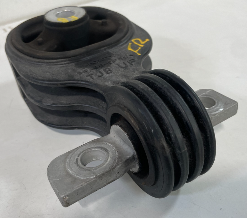 Load image into Gallery viewer, 2019-2025 ACURA RDX UPPER ENGINE FRAME MOUNT SUPPORT BRACKET TORQUE ROD # 101140
