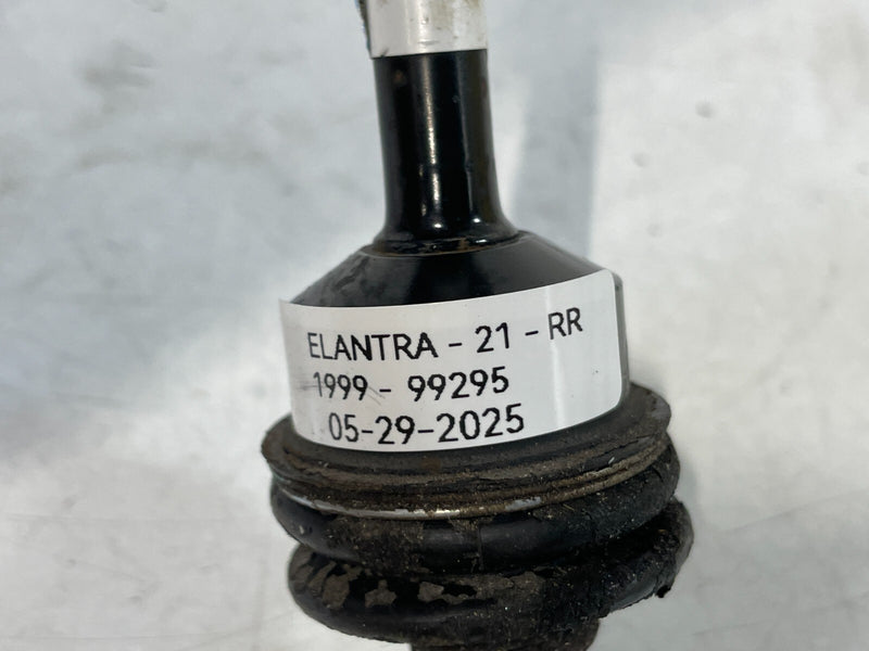 Load image into Gallery viewer, 2021 - 2023 HYUNDAI ELANTRA REAR RIGHT SIDE STABILIZER SWAY BAR END LINK # 99295
