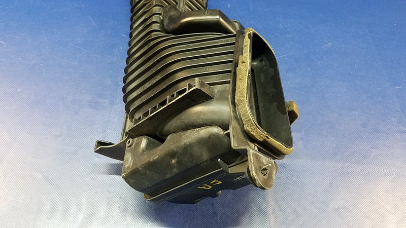 Load image into Gallery viewer, 2011-2024 INFINITI QX56 QX80 AIR INTAKE CLEANER RESONATOR DUCT HOSE TUBE # 75471
