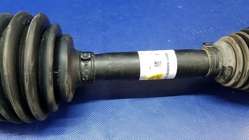 Load image into Gallery viewer, 2017 - 2019 INFINITI QX30 FWD FRONT RIGHT PASSENGER SIDE AXLE SHAFT # 74749
