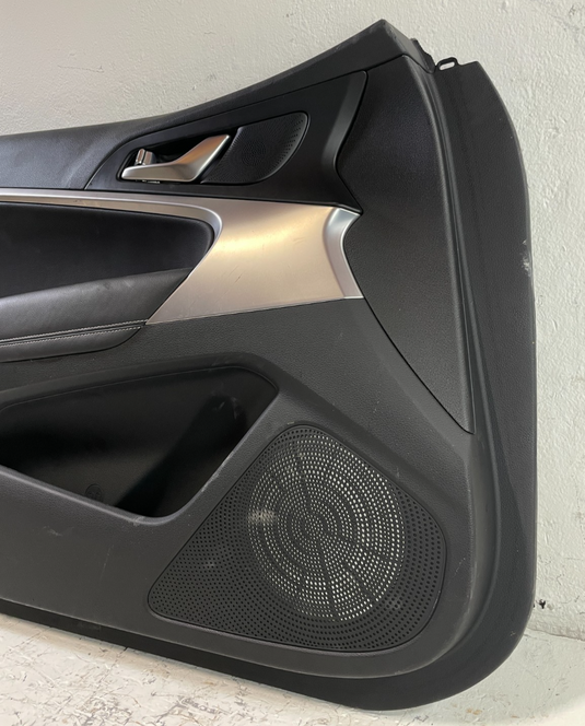 2022-2023 GENESIS G70 FRONT LEFT DRIVER SIDE DOOR TRIM PANEL BLACK