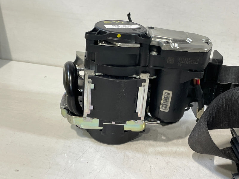 Load image into Gallery viewer, 2019-2024 BMW 330i 330e FRONT RIGHT PASSENGER SIDE SEAT BELT RETRACTOR # 98343
