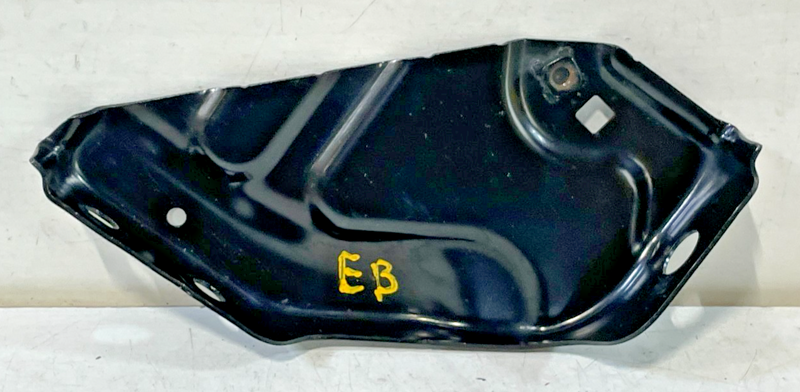 Load image into Gallery viewer, 2022-2024 HONDA CIVIC FRONT RIGHT BUMPER LOWER SUPPORT RAIL STAY BRACKET #100470

