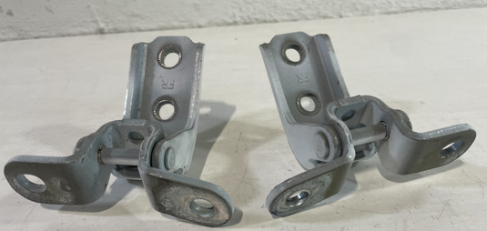 2019 - 2026 HYUNDAI SANTA FE FRONT RIGHT UPPER & LOWER DOOR HINGE